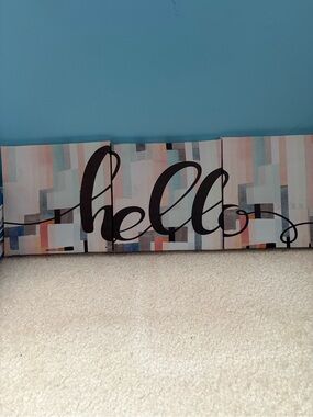 “Hello” wall decor